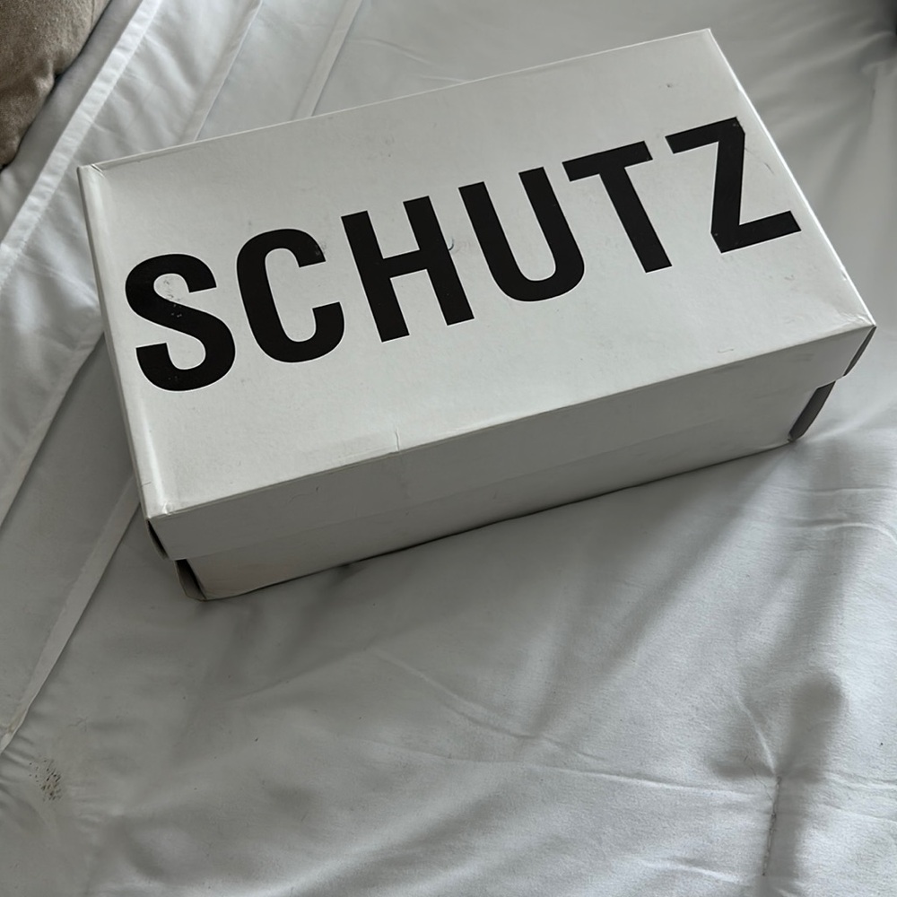 Schutz Narah Mid sandal in white - Picture 6 of 7